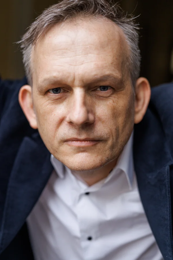 Headshot photo 2