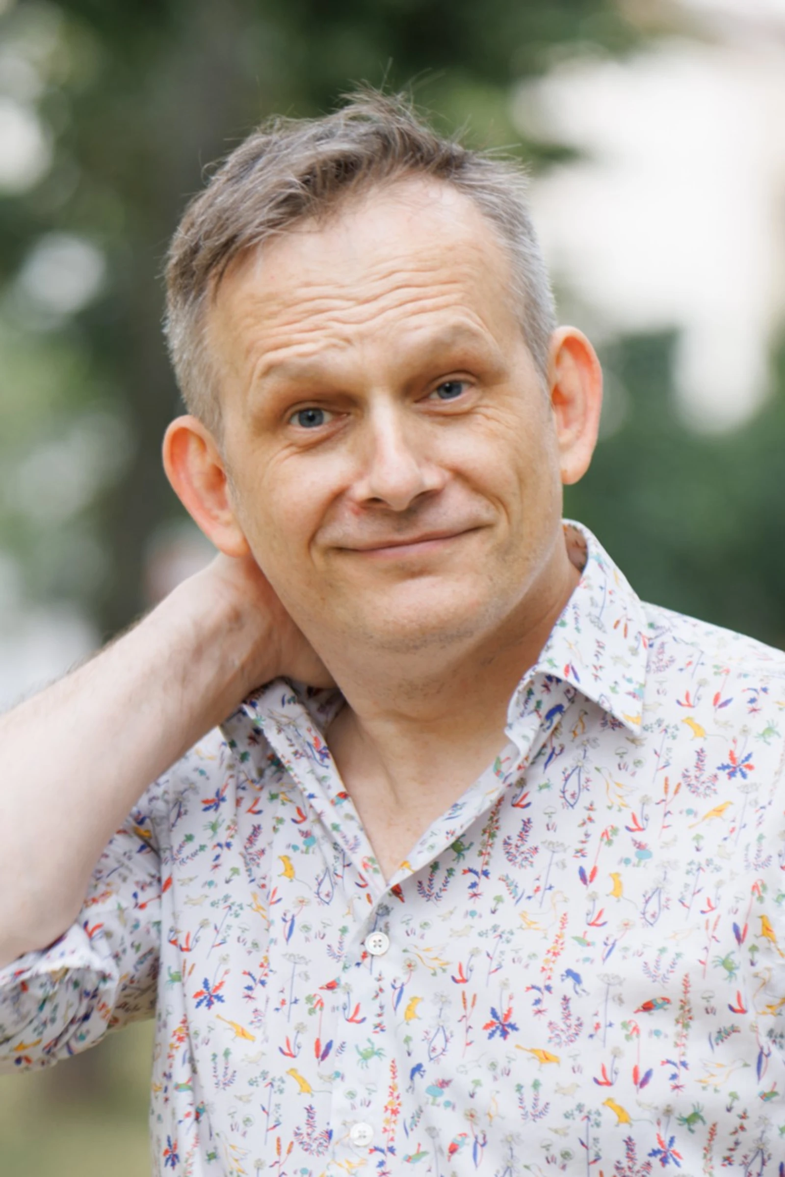 Headshot photo 3