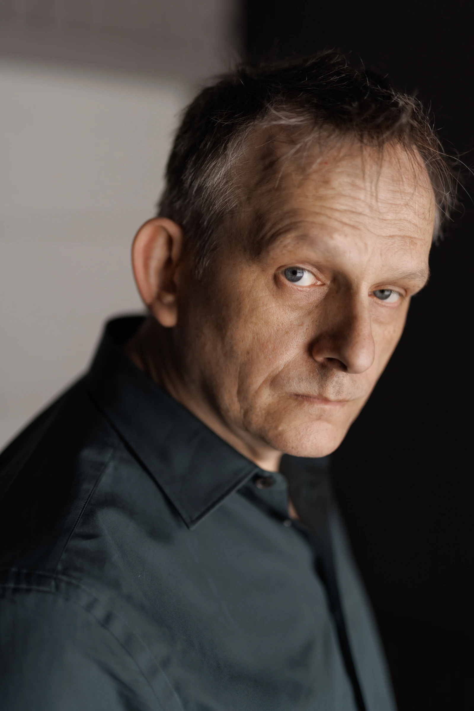 Headshot photo 9